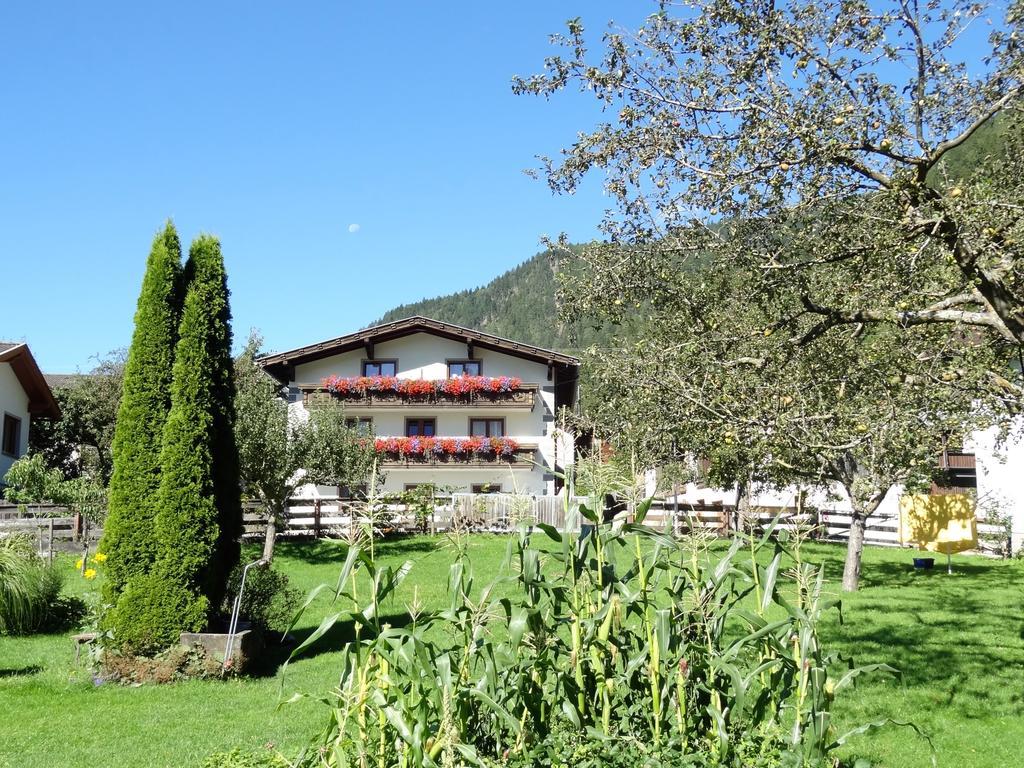 Gaestehaus Zwischenberger Obervellach Exterior photo